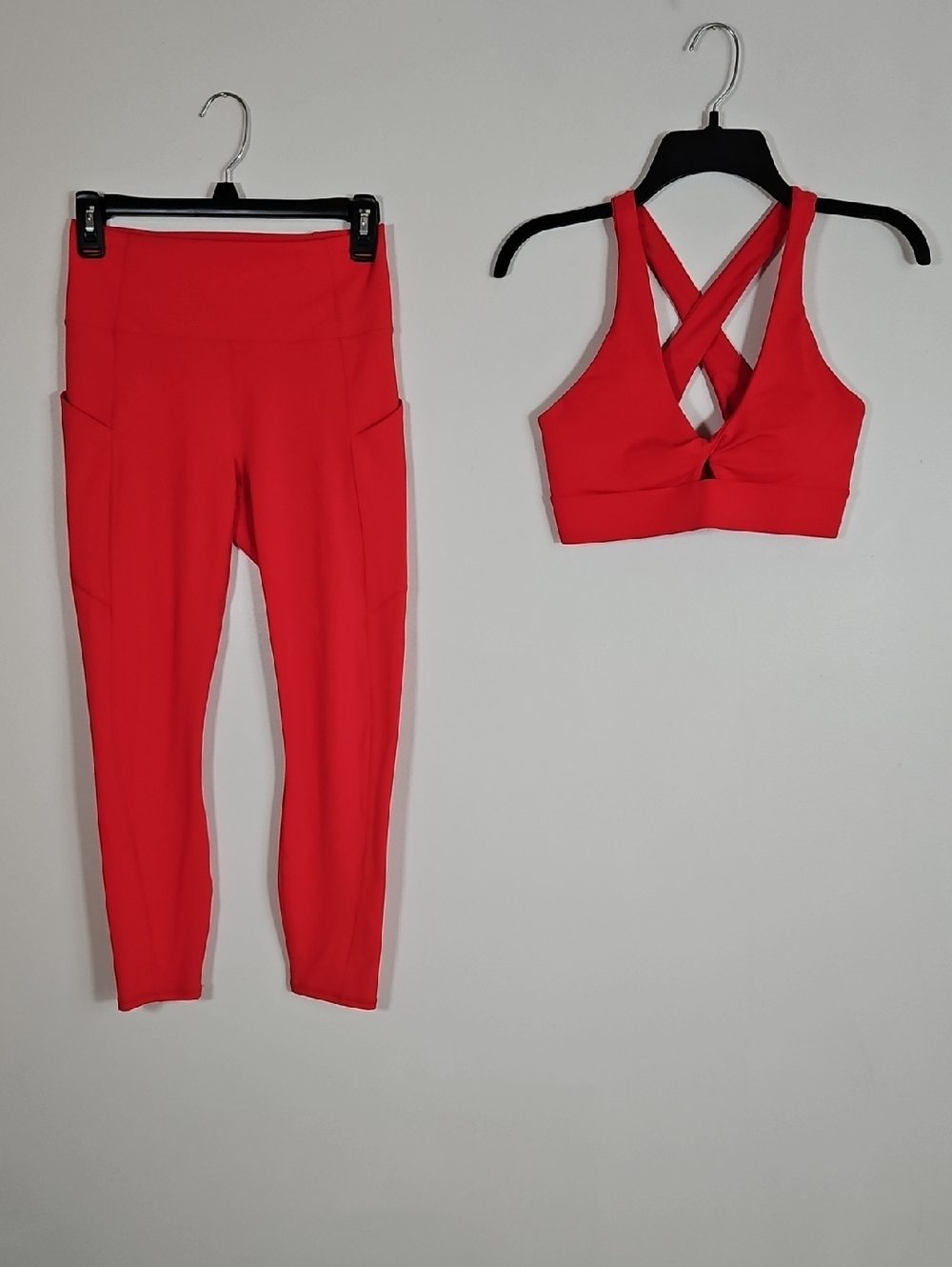 Fabletics PureLuxe Oasis Twist Bra + High Waist Legging Orange Red XS/S